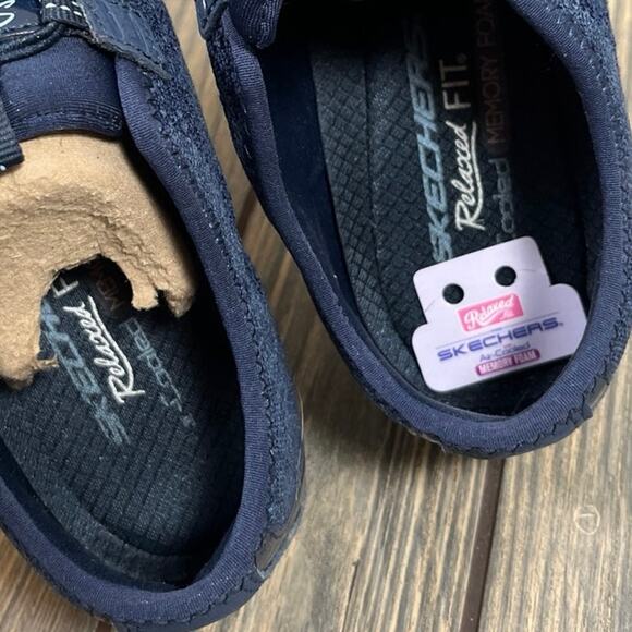 Skechers Breathe Easy  Women Casual Comfort Shoes Sneakers Navy Blue Sz 5.5 - Picture 8 of 8